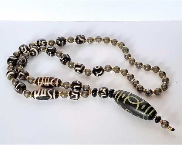 Mâlâ necklace - Buddhist - Crafted - dZi - Eye of wisdom, Sky and Earth, 3 and 2 Eyes - Mystical Energy - Stone of Shadow and Ignorance - Black Agate and Pyrite - 155.38g - Image 3