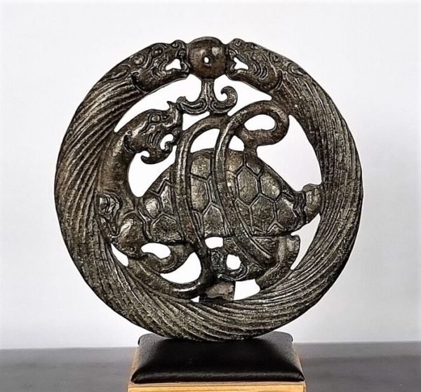 Amulet - Disc Bi - Dragon associated with the Black Turtle - (Xuan wu, 玄武) - Energy Taoist - Symbol of spirituality and longevity - Tourmaline - 35.9 g - Image 4