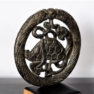 Amulet - Disc Bi - Dragon associated with the Black Turtle - (Xuan wu, 玄武) - Energy Taoist - Symbol of spirituality and longevity - Tourmaline - 35.9 g