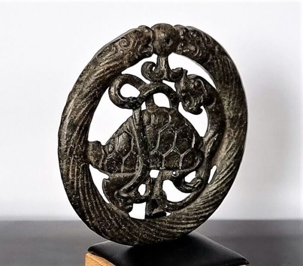 Amulet - Disc Bi - Dragon associated with the Black Turtle - (Xuan wu, 玄武) - Energy Taoist - Symbol of spirituality and longevity - Tourmaline - 35.9 g