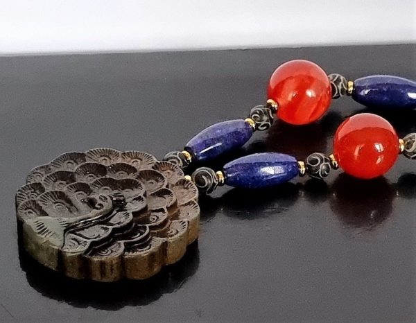 Buddhist necklace - Natural pearls - Crafted - Amulet - Fabulous bird - Phoenix (fenghuang) - Grace, virtue and immortality - Serpentine, lapis lazuli, carnelian and agate - 171.26 g - Image 9
