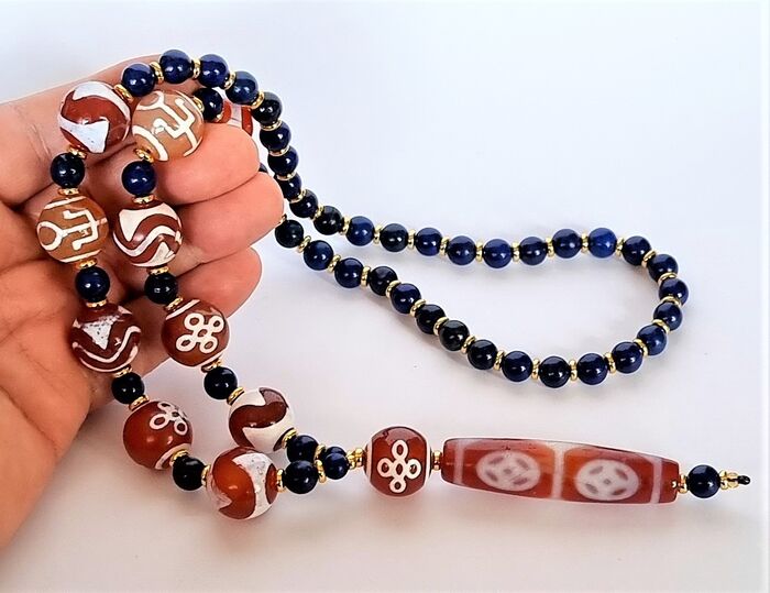 Buddhist amulet malai
